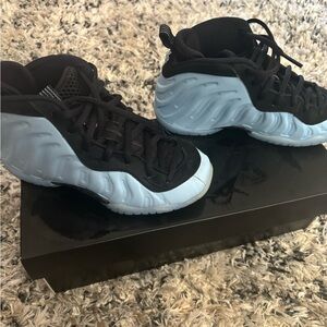 Boys Nike Foamosite